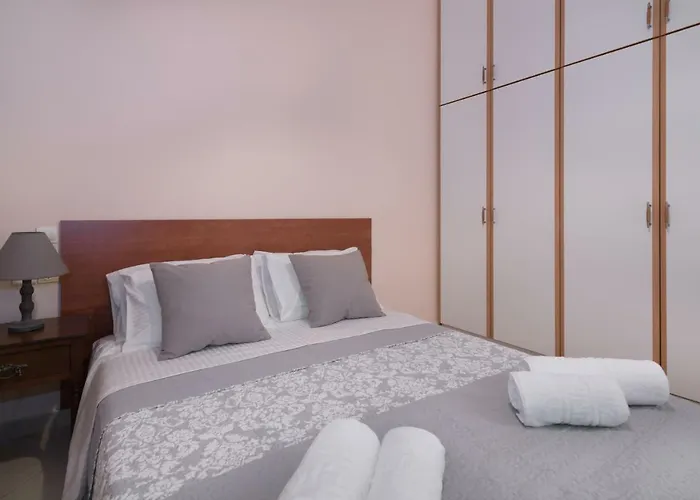 Luna Akrotiri (Zakynthos)