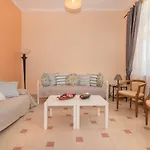 Apartment Luna *